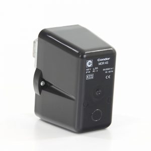 792607 | 4-standaard 500V